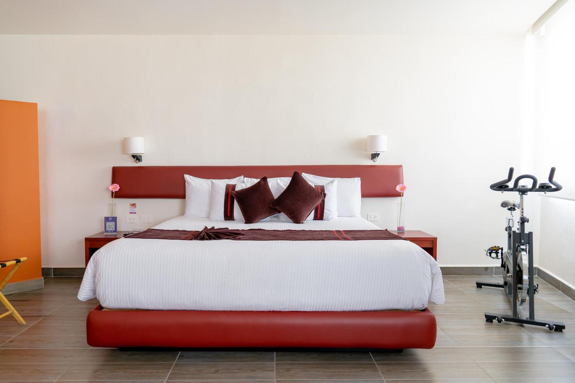 Mision Puebla Angelopolis Hotel Bagian luar foto