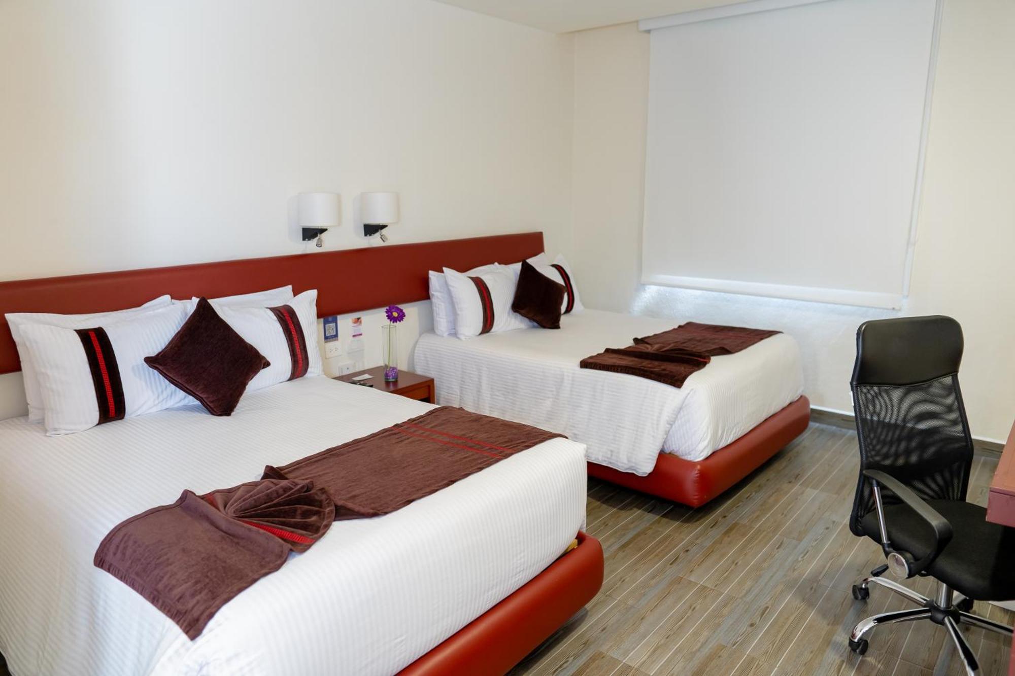 Mision Puebla Angelopolis Hotel Bagian luar foto