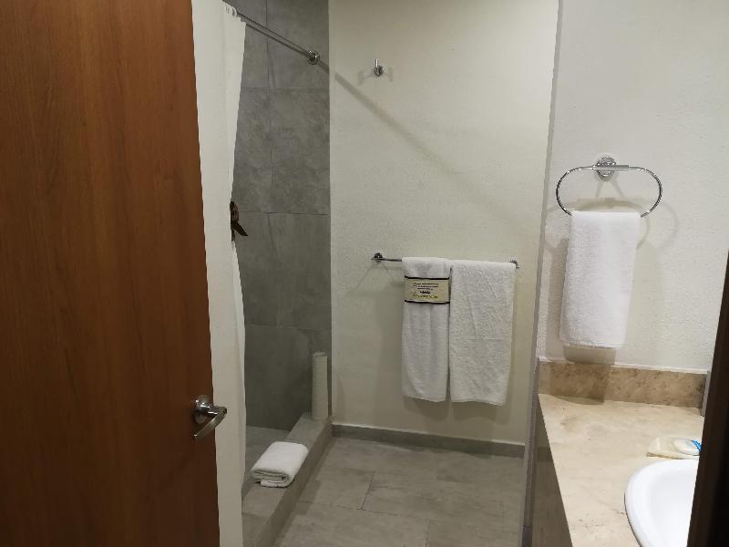 Mision Puebla Angelopolis Hotel Bagian luar foto